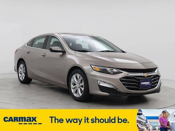 Chevrolet Malibu with VIN: 1G1ZD5ST8RF106036