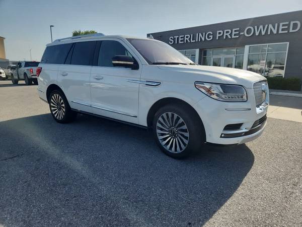Lincoln Navigator with VIN: 5LMJJ2KTXLEL09947