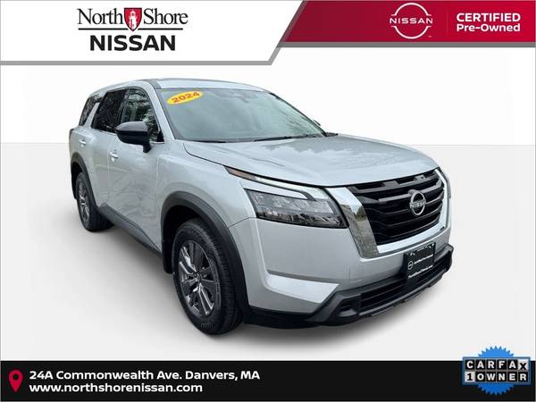 Nissan Pathfinder with VIN: 5N1DR3AC8RC212928