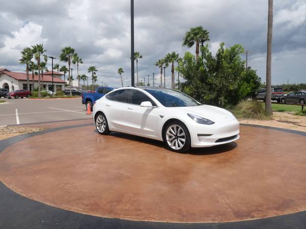 Tesla Model 3 with VIN: 5YJ3E1EC0LF587006