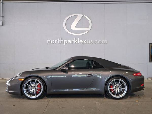 Porsche 911 with VIN: WP0CB2A96GS154405