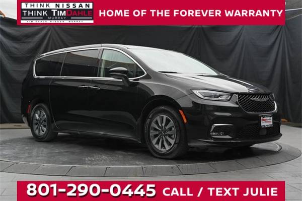 Chrysler Pacifica with VIN: 2C4RC1L79PR558975
