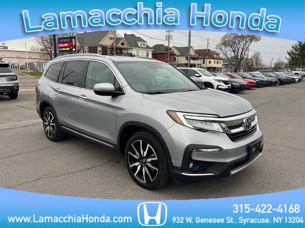 Honda Pilot with VIN: 5FNYF6H99NB036964