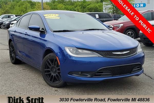 2015 Chrysler 200 S