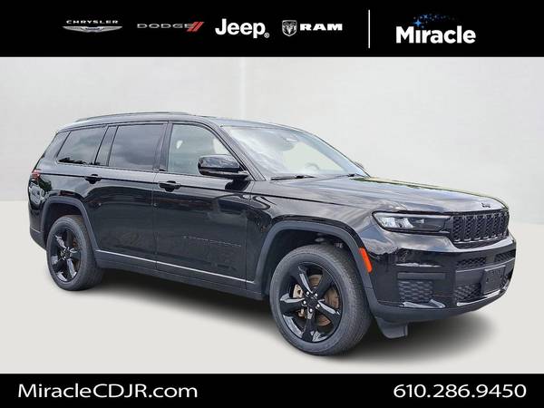 Jeep Grand Cherokee L with VIN: 1C4RJKAGXM8151074