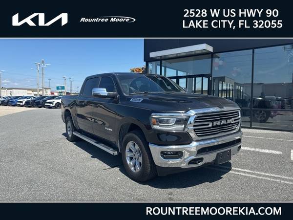 Ram 1500 with VIN: 1C6SRFJT5RN165253