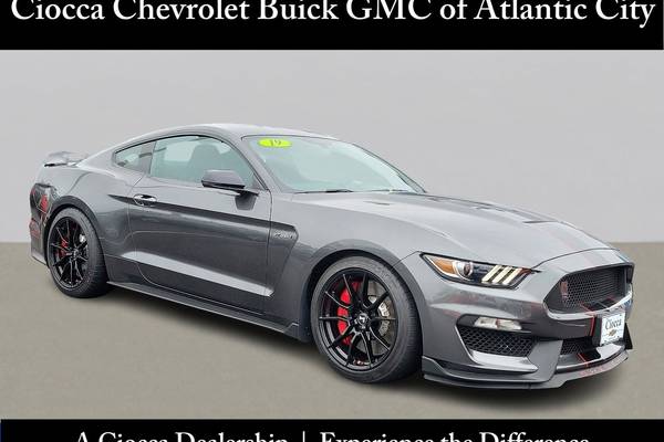 2019 Ford Shelby GT350 Base Coupe