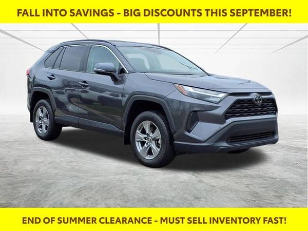 Toyota RAV4 with VIN: 2T3W1RFV1RC283288
