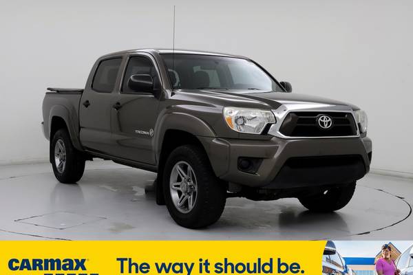 2014 Toyota Tacoma PreRunner  Double Cab