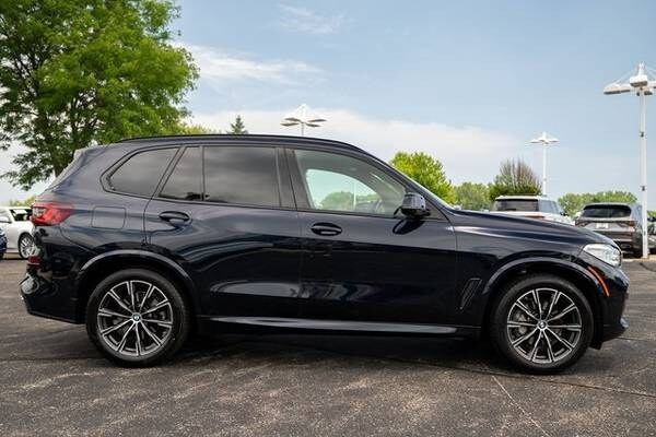 BMW X5 with VIN: 5UXCR6C09N9K98311