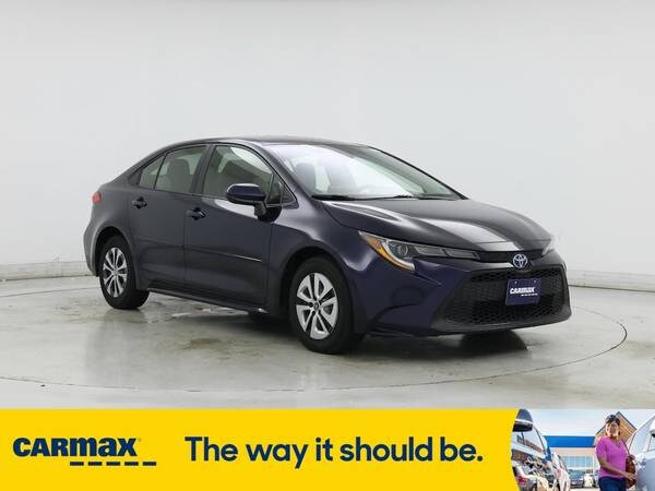 Toyota Corolla Hybrid with VIN: JTDEAMDE5NJ057697