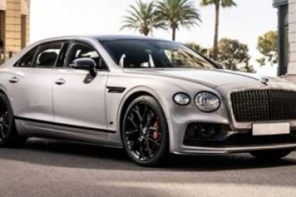 2023 Bentley Flying Spur Azure V8