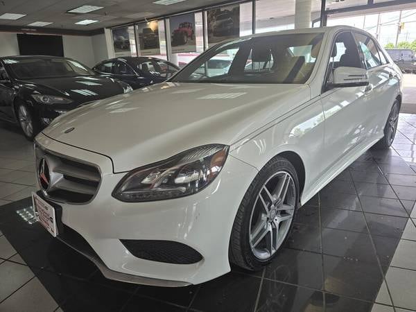 Mercedes-Benz E-Class with VIN: WDDHF8JB0EA965481