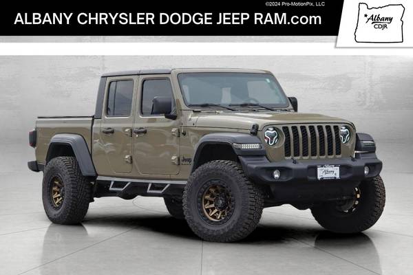 Jeep Gladiator with VIN: 1C6JJTAG1LL209367