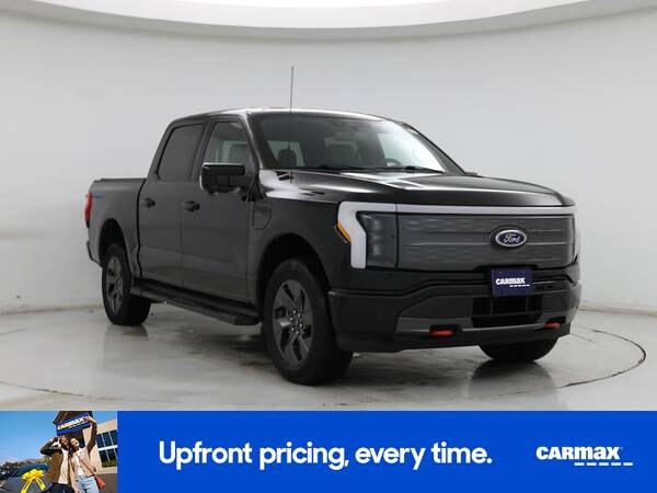 Ford F-150 Lightning with VIN: 1FTVW1ELXNWG05726