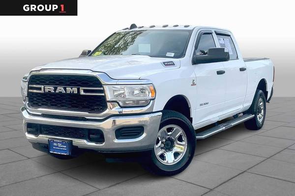Ram 3500 with VIN: 3C63R3CL2KG702417