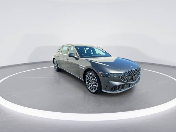 Genesis G90 with VIN: KMTFC4SD9RU035281