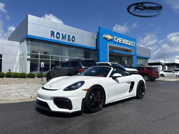 Porsche 718 Boxster with VIN: WP0CC2A88MS240525