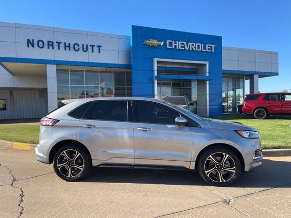 Ford Edge with VIN: 2FMPK4AP5MBA43065