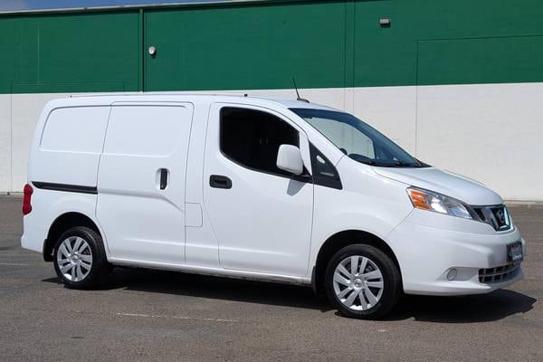 2017 Nissan NV200 SV