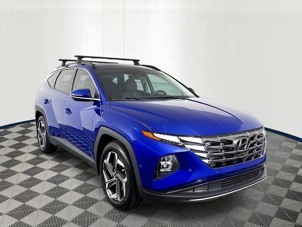 Hyundai Tucson with VIN: 5NMJE3AE0NH156547