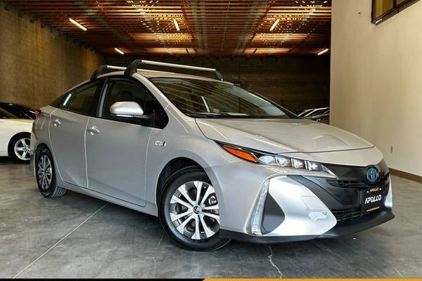 2021 Toyota Prius Prime LE Hatchback