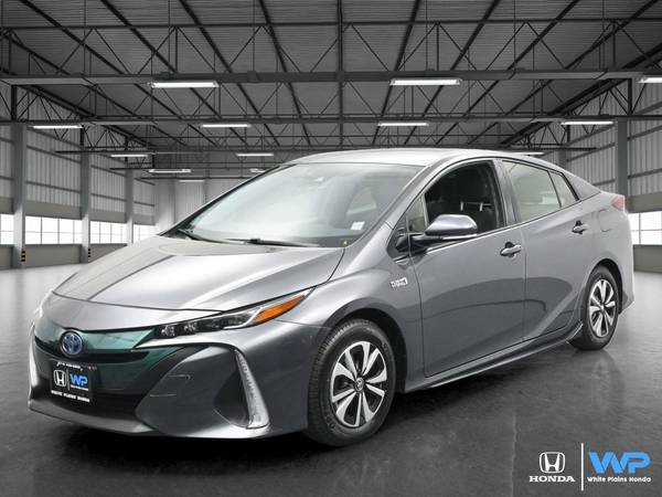 Toyota Prius Prime with VIN: JTDKARFP8H3003950