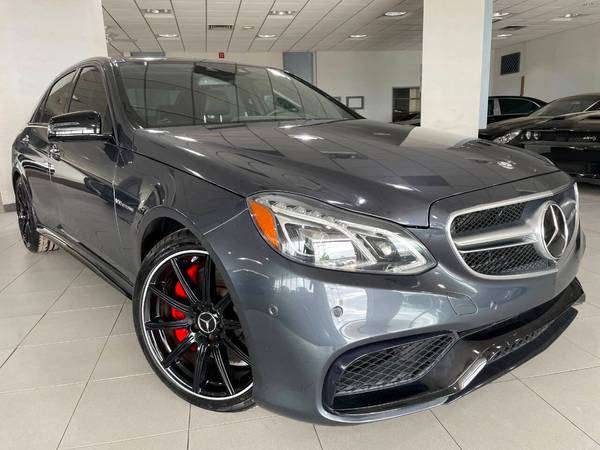 Mercedes-Benz E-Class with VIN: WDDHF7GB1GB201394