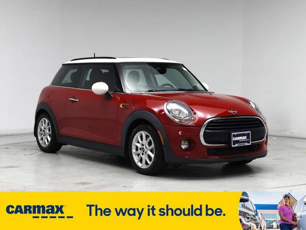MINI Hardtop 2 Door with VIN: WMWXP5C59J2G62695