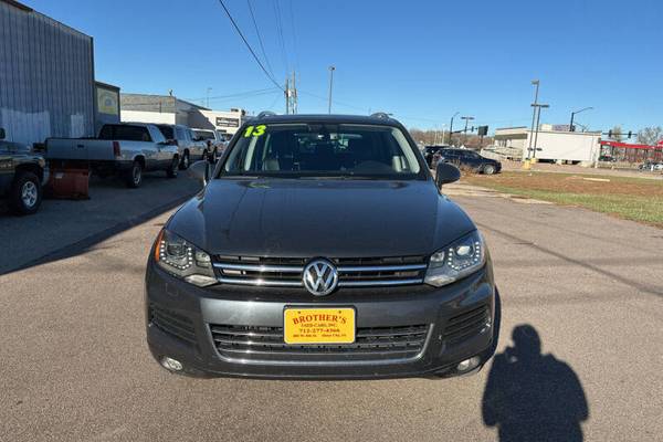 2013 Volkswagen Touareg VR6 Lux