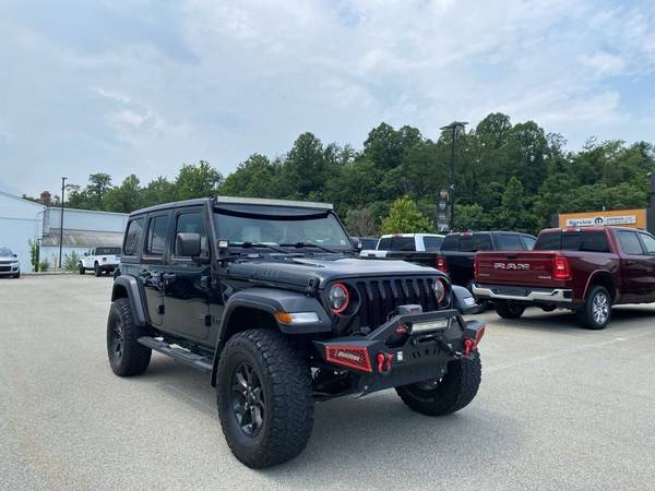 Jeep Wrangler with VIN: 1C4HJXDN5LW171925