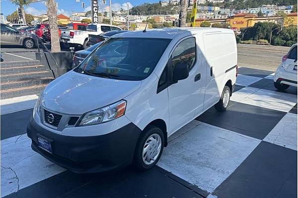 2017 Nissan NV200 S