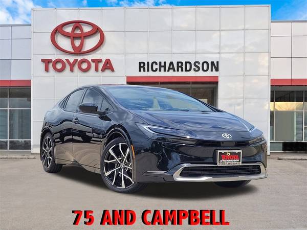 Toyota Prius Prime with VIN: JTDACACU0R3035388