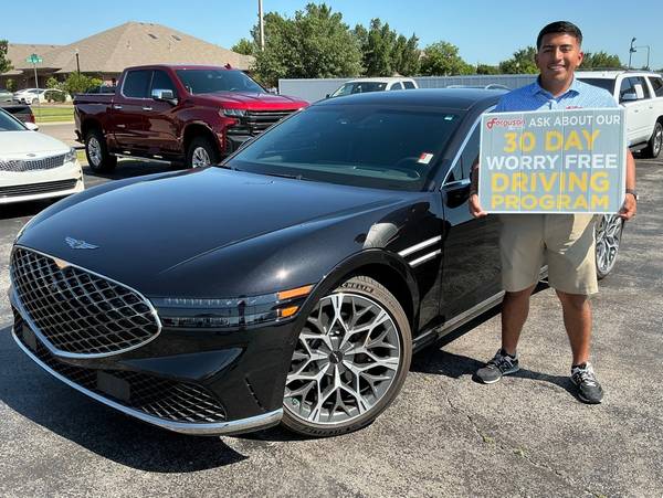Genesis G90 with VIN: KMTFC4SD8RU038026