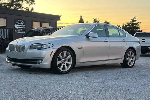 2012 BMW 5 Series 550i xDrive