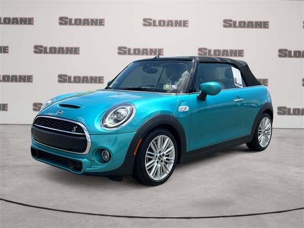 MINI Convertible with VIN: WMWWJ5C00L3L42628