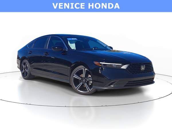 Honda Accord with VIN: 1HGCY2F5XSA027497