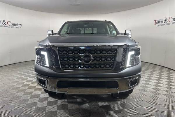 2018 Nissan Titan XD SL Diesel Crew Cab