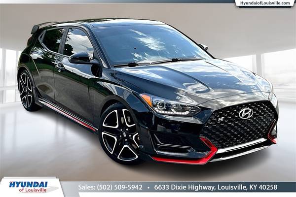 Hyundai Veloster with VIN: KMHT36AH0NU013757
