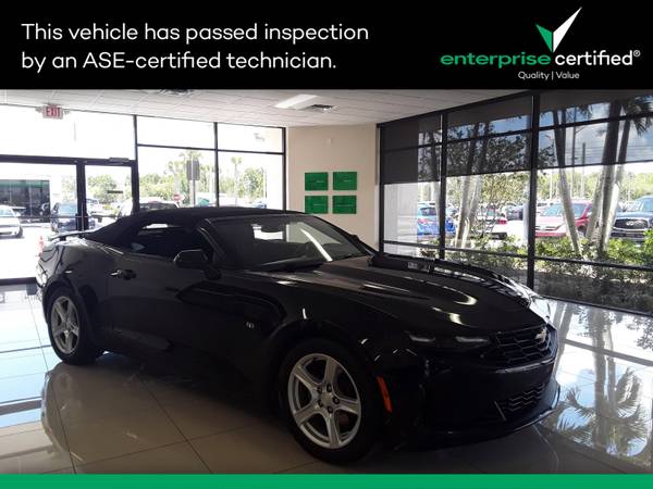 Chevrolet Camaro with VIN: 1G1FB3DS2P0141883