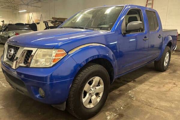 2012 Nissan Frontier SV  Crew Cab