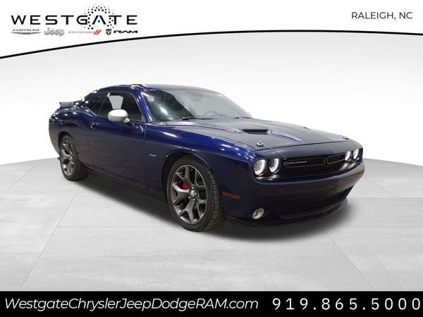 Dodge Challenger with VIN: 2C3CDZBT7GH226351