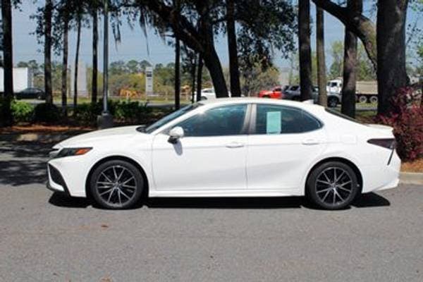 Certified 2022 Toyota Camry SE