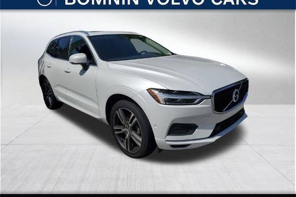 2018 Volvo XC60 T5 Momentum