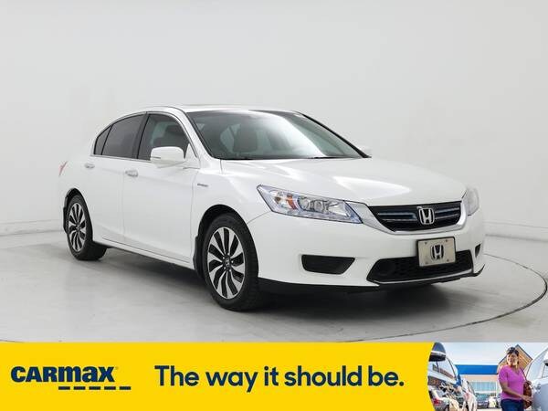 Honda Accord Hybrid with VIN: 1HGCR6F72FA009927