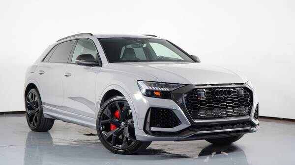 Audi RS Q8 with VIN: WU1ARBF12RD000709