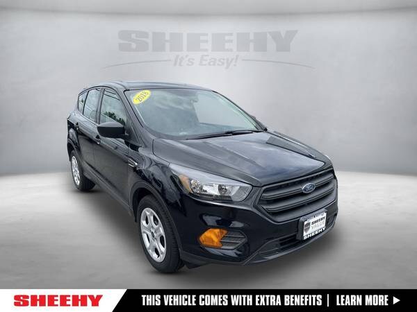 Ford Escape with VIN: 1FMCU0F79JUB50717