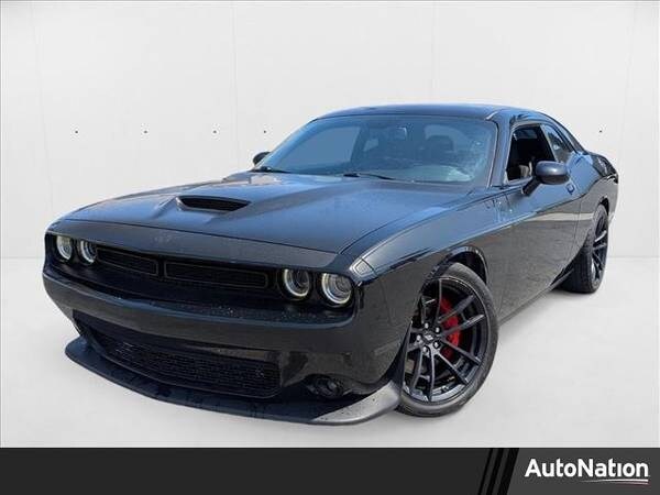 Dodge Challenger with VIN: 2C3CDZFJ4MH599951