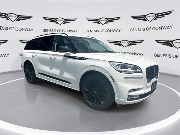 Lincoln Aviator with VIN: 5LM5J7WC4PGL29565