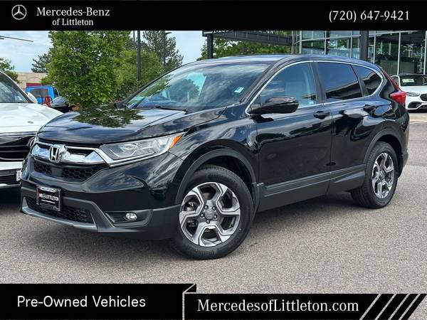 Honda CR-V with VIN: 7FARW2H86JE018425